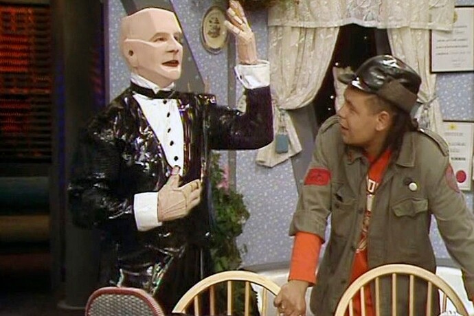 red-dwarf-original-kryten-5eee613